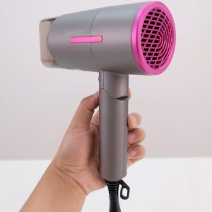 Máy sấy tóc Hichiko HC5516 – Ổn định trong hiệu năng, nổi bật trong thiết kế